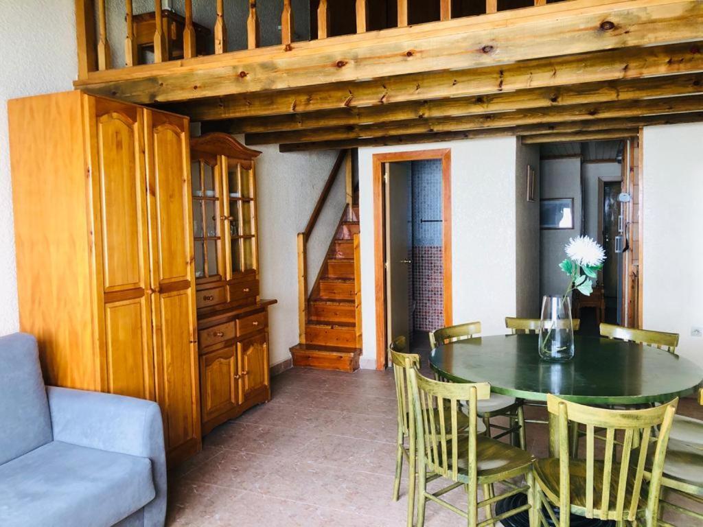 Apartamento Mikka Frontera Blanca