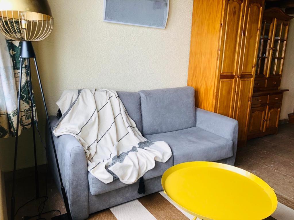 Apartamento Mikka Frontera Blanca Pas De La Casa